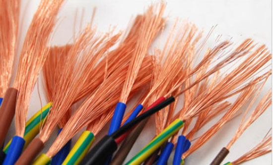 裝修中應(yīng)該選用軟電線還是硬電線？它們有什么區(qū)別？(圖1)