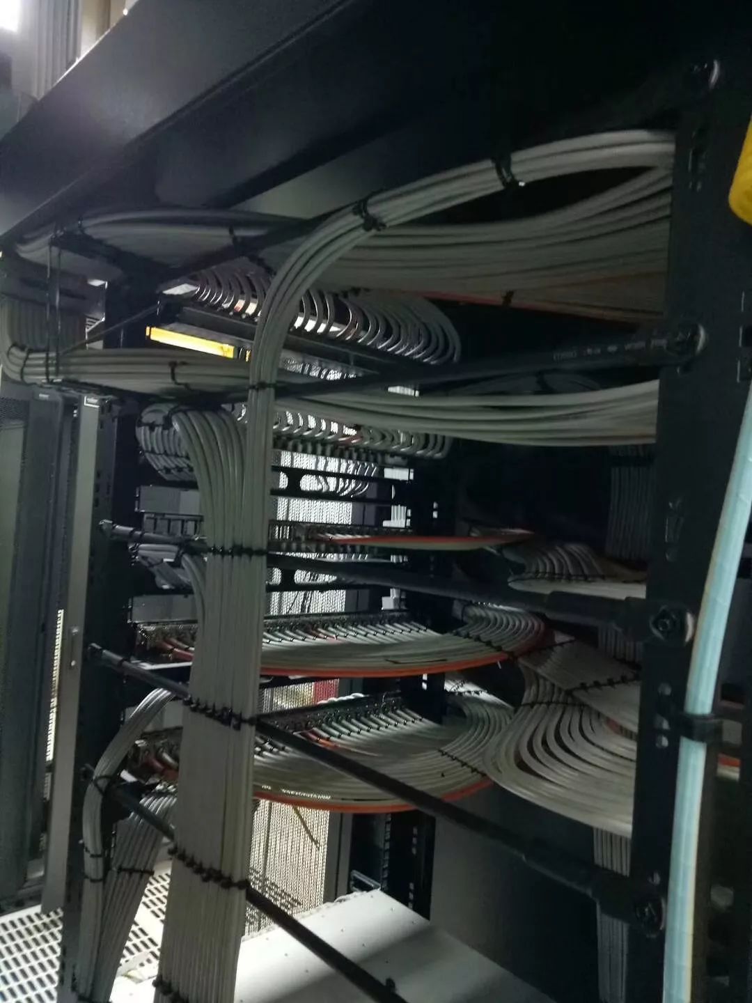 機(jī)房建設(shè)展示(圖4)