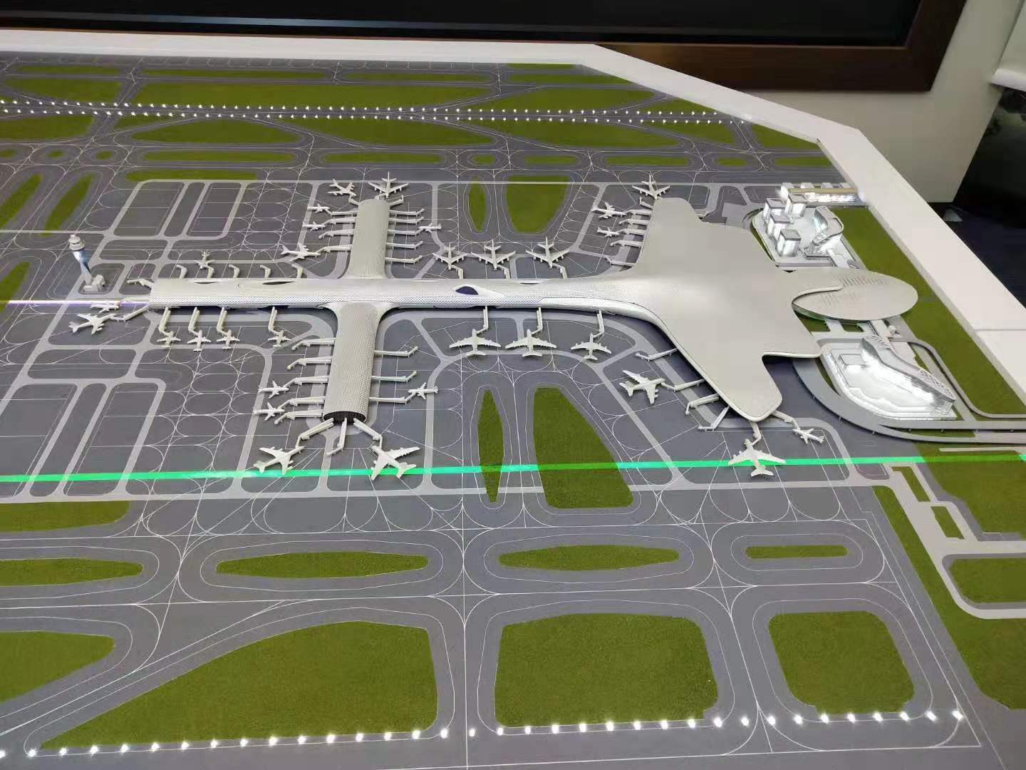 深圳機(jī)場衛(wèi)星廳建筑工地及生活區(qū)監(jiān)控系統(tǒng)(圖1)