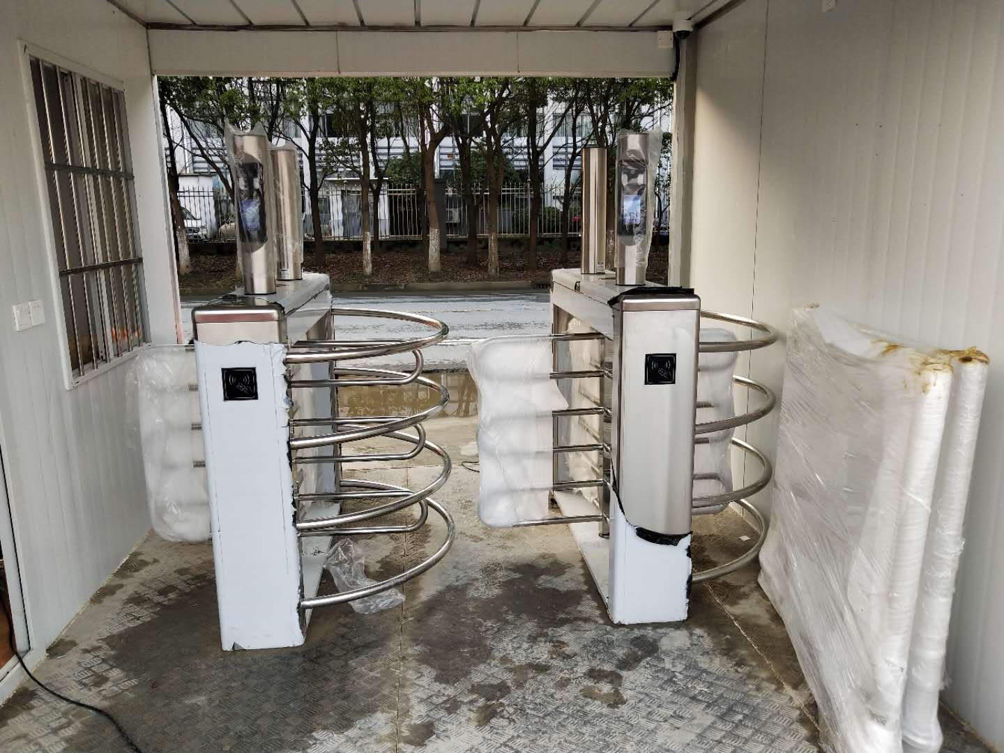 奉賢智慧工地《實(shí)名制閘機(jī)》、《塔吊監(jiān)控系統(tǒng)》(圖5)