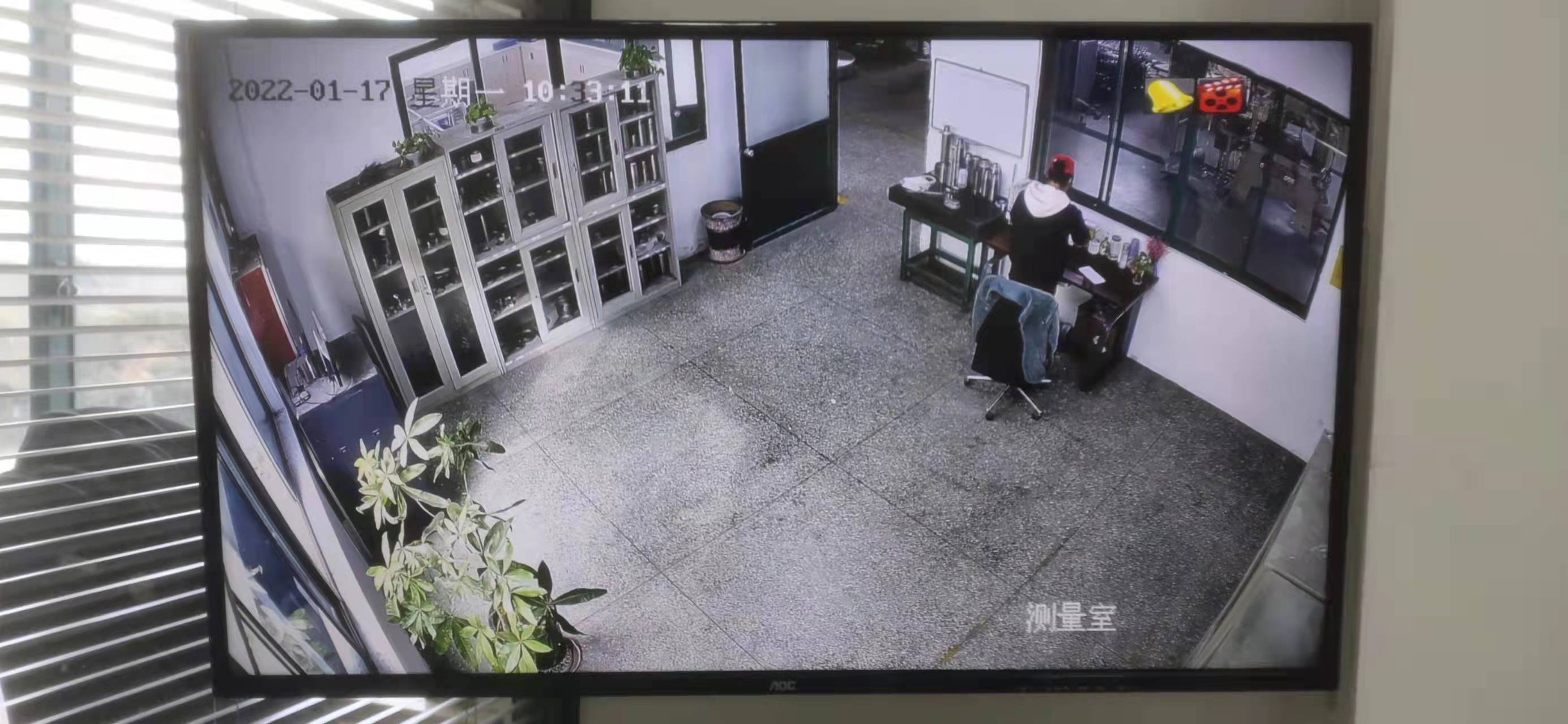 上海鼎輝金屬公司《全彩高清監(jiān)控78路》、《網(wǎng)絡(luò)無線覆蓋》安裝(圖8)