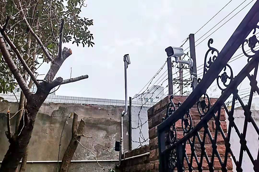 上海楊浦區(qū)小區(qū)《全彩高清監(jiān)控28路》項目(圖3)