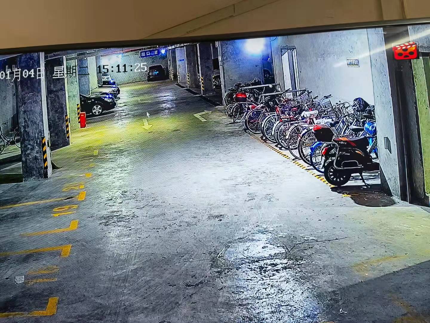 上海楊浦區(qū)小區(qū)《全彩高清監(jiān)控28路》項目(圖8)