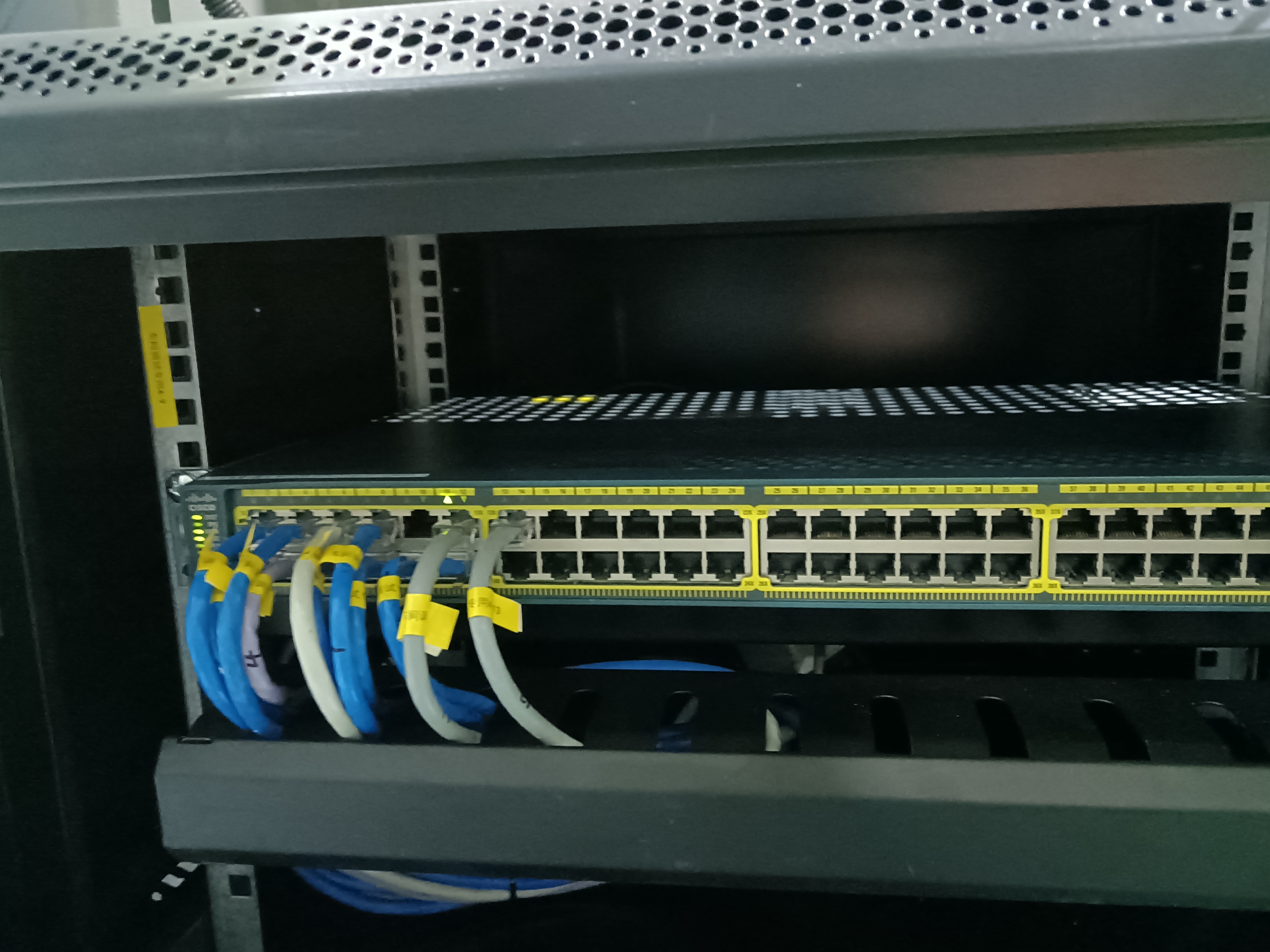 東富龍醫(yī)療公司綜合布線項(xiàng)目 (圖4)