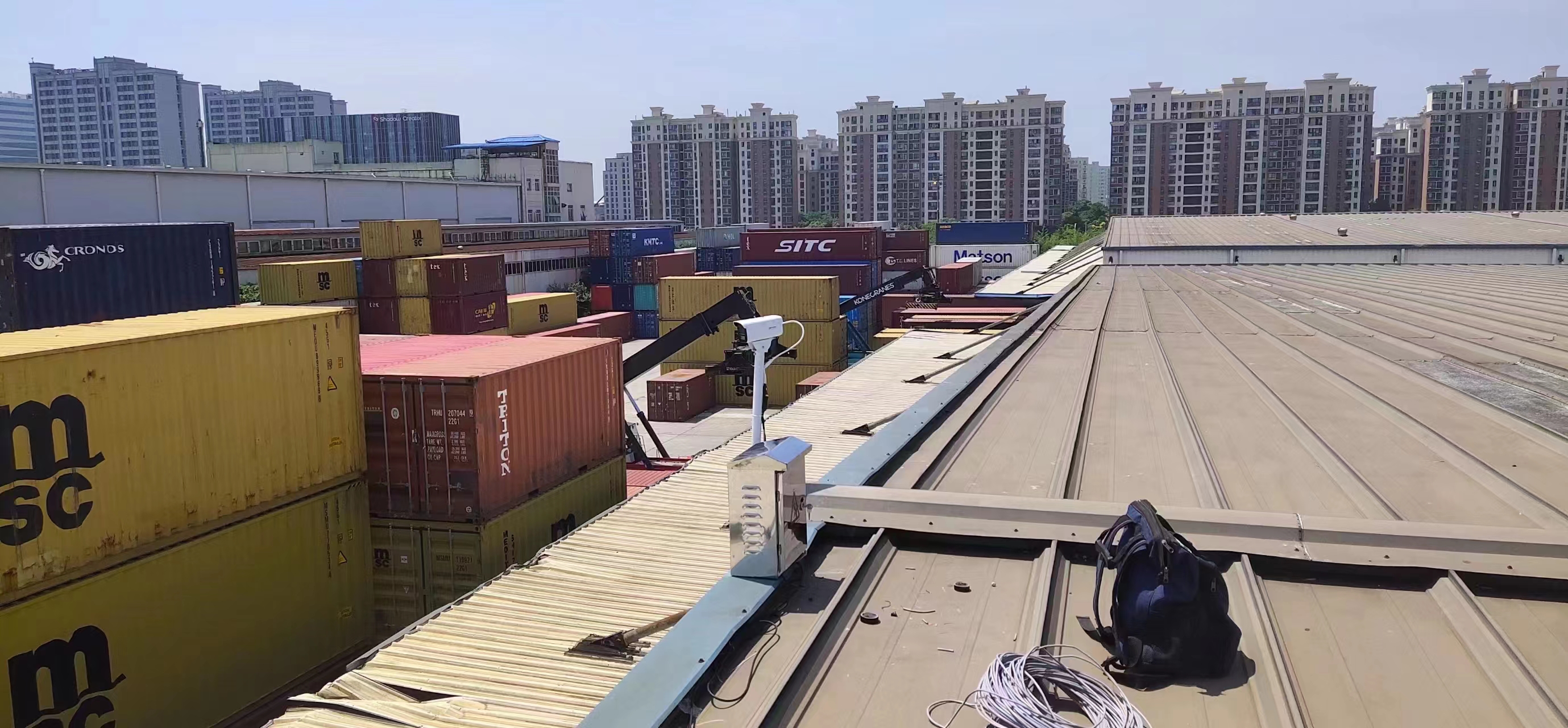 浦東德威堆場《全彩監(jiān)控系統(tǒng)》(圖1)