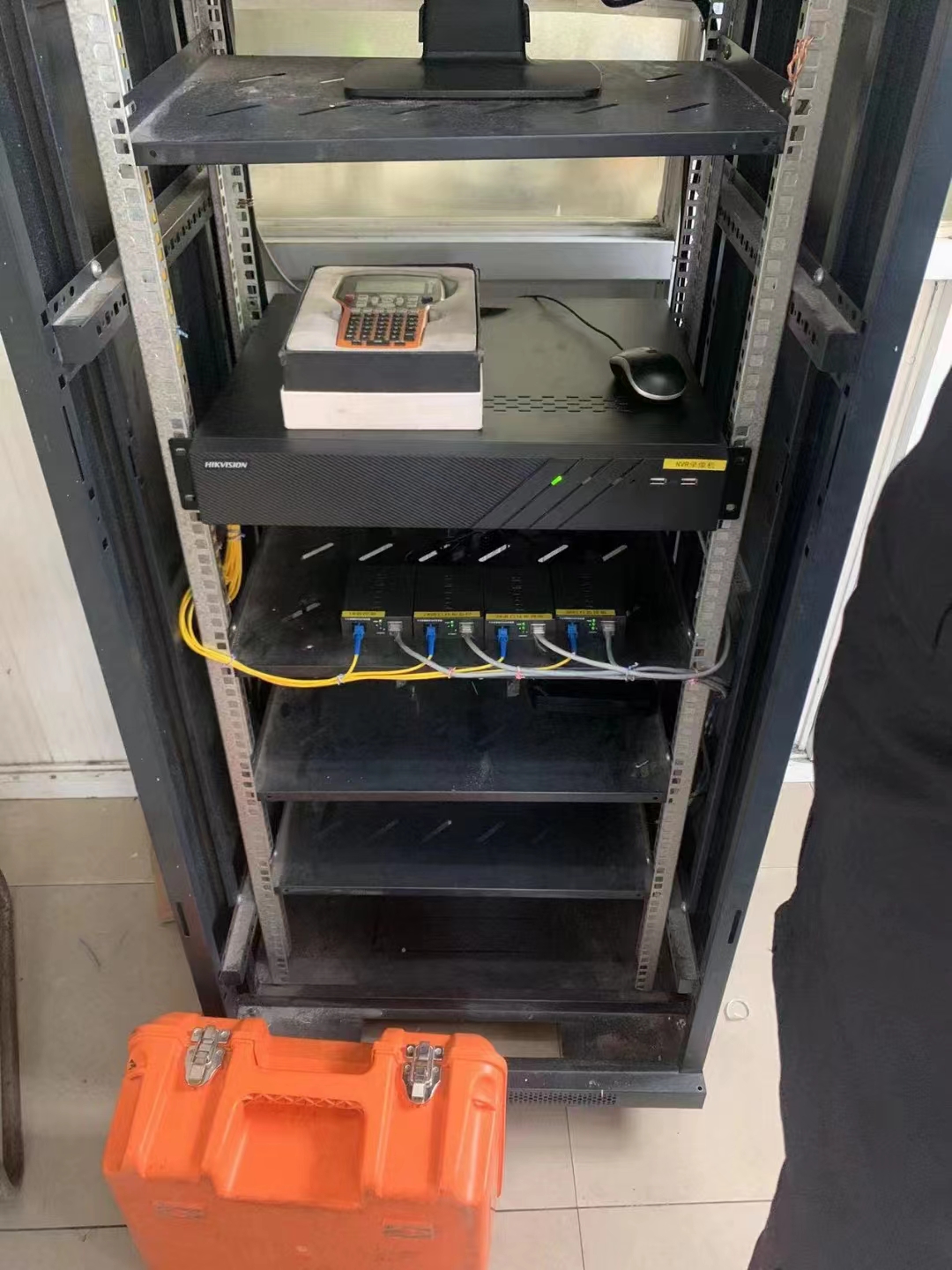 浦東德威堆場《全彩監(jiān)控系統(tǒng)》(圖9)