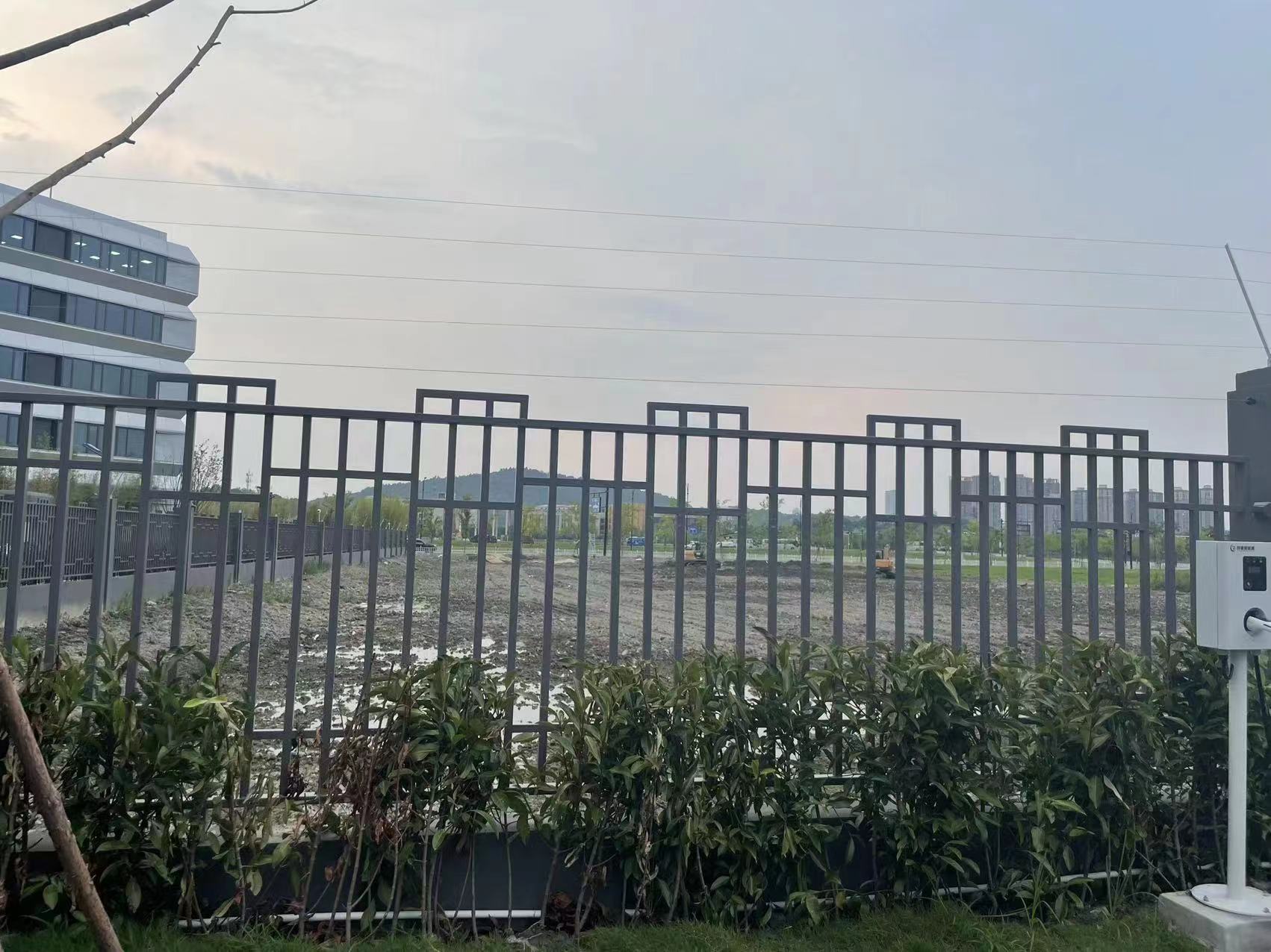 杭州余杭區(qū)中學張力電子圍欄報警系統(tǒng)(圖3)