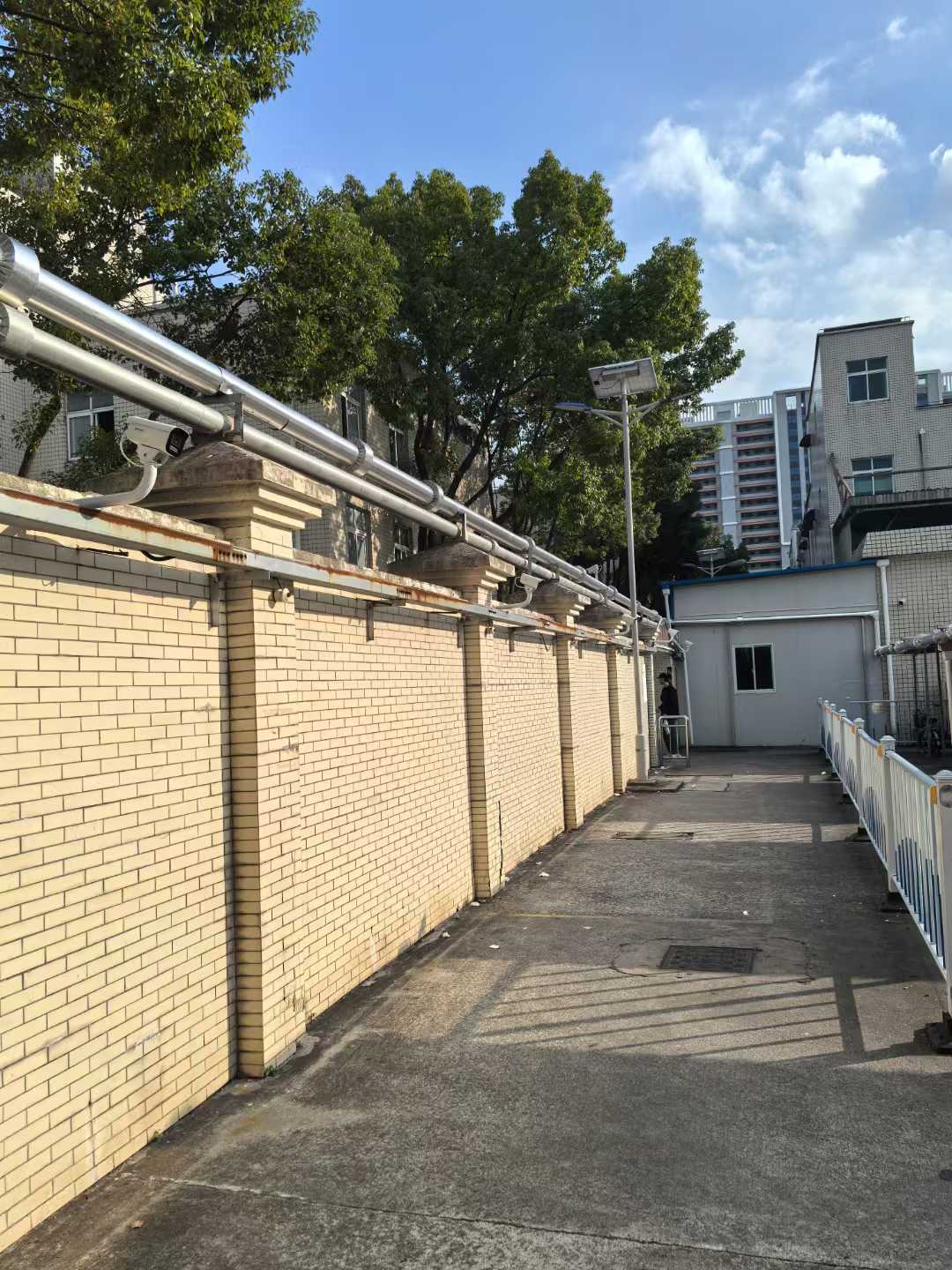 奉賢光明工廠園區(qū) 《400萬全彩高清監(jiān)控系統(tǒng)》升級(jí)改造108路(圖3)