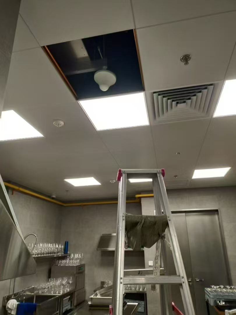 閔行酒莊 《1-4層三網(wǎng)通信 手機(jī)信號覆蓋系統(tǒng)》安裝調(diào)試(圖3)