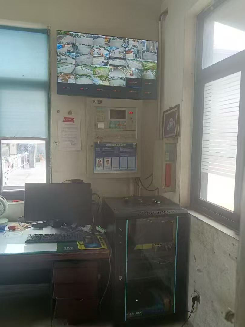 某國(guó)際物流奉賢平海路倉(cāng)《600萬(wàn)全彩高清監(jiān)控系統(tǒng)》安裝(圖5)