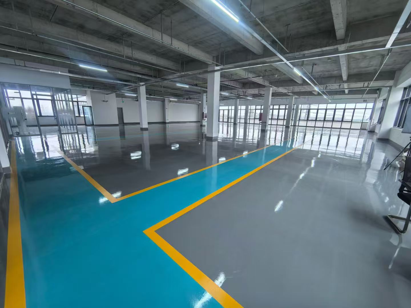 商務(wù)工裝辦公室500平 車間2500平-弱電智能化工程-工裝裝修工程(圖3)