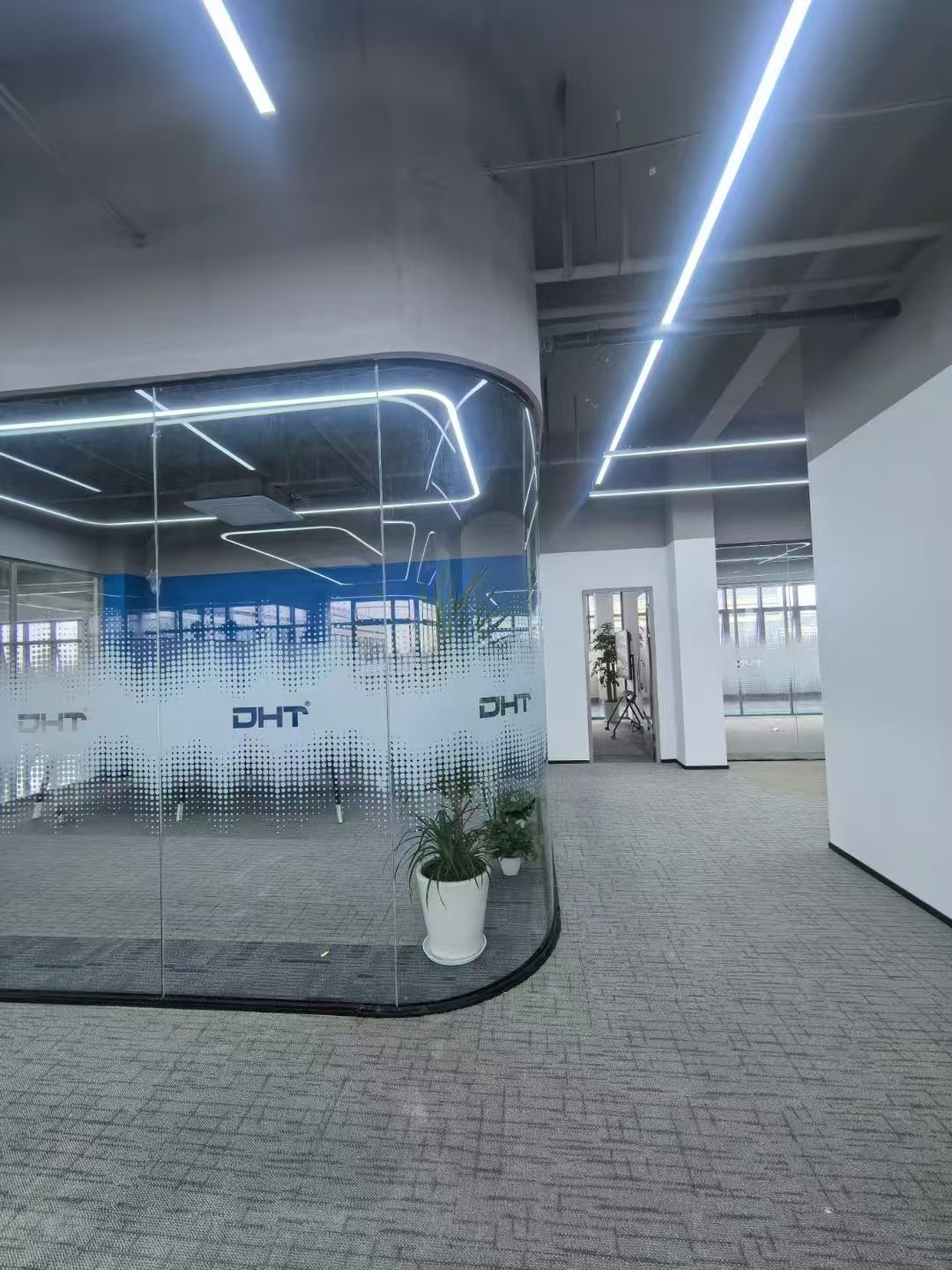 商務(wù)工裝辦公室500平 車間2500平-弱電智能化工程-工裝裝修工程(圖10)